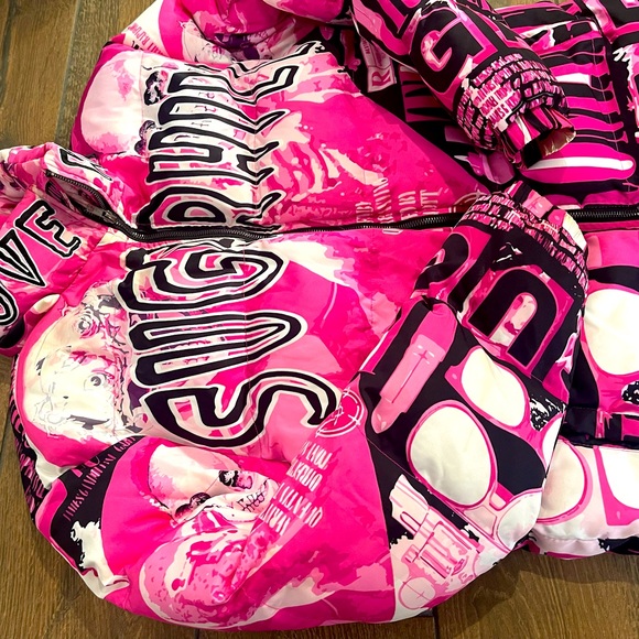 Sugar hill “LOVE kills” Puffer Jacket - Picture 4 of 5
